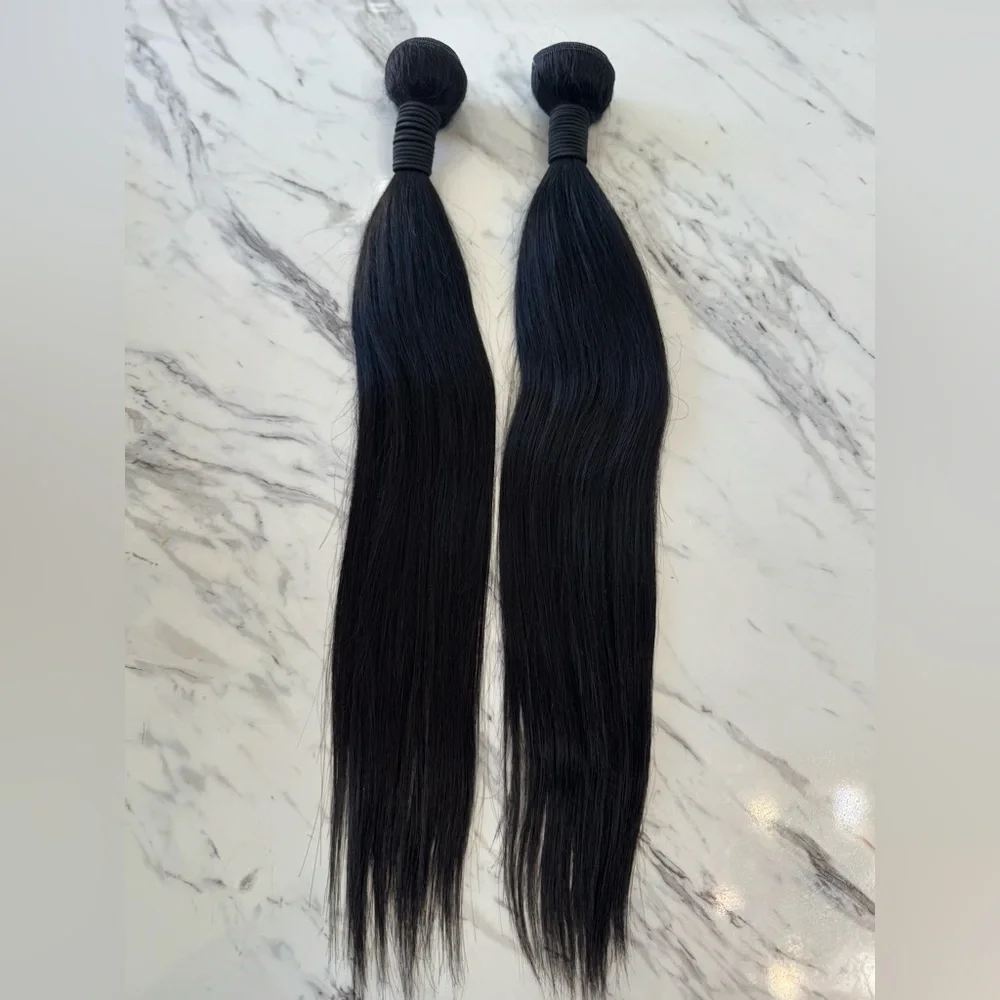 20” Black Human Hair Blend Weft Extensions – Soft Straight Bundles